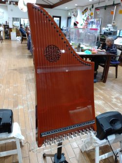 クリスマスコンサート＆プレゼント