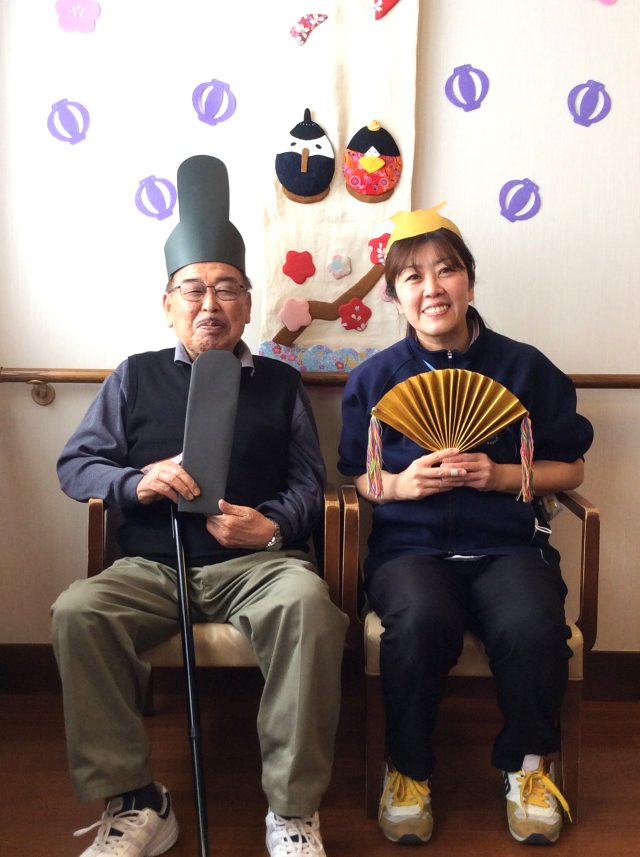 今日はみんなで雛祭り♪