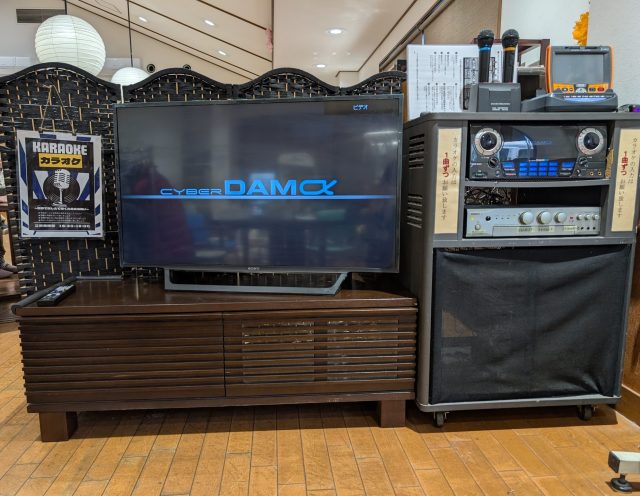 カラオケコーナー