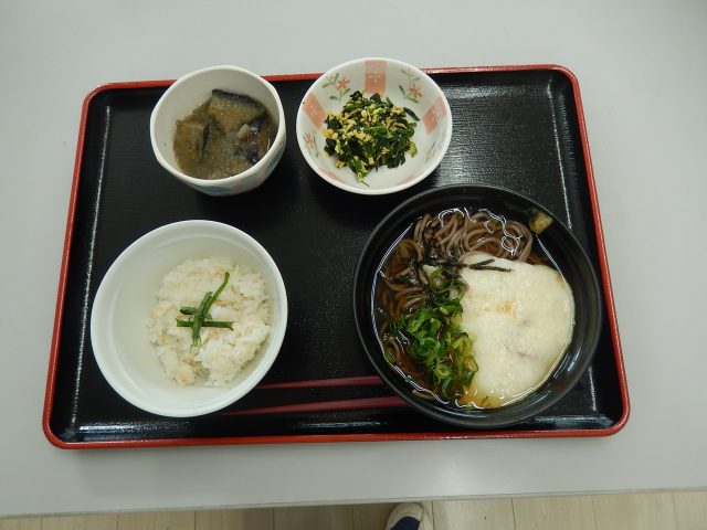 昼食