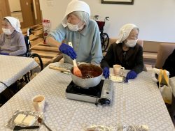 ～～　ジャム作りに燃えました！　～～