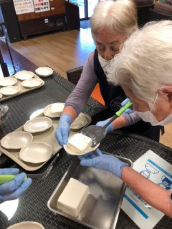 今月のおやつ作り♪